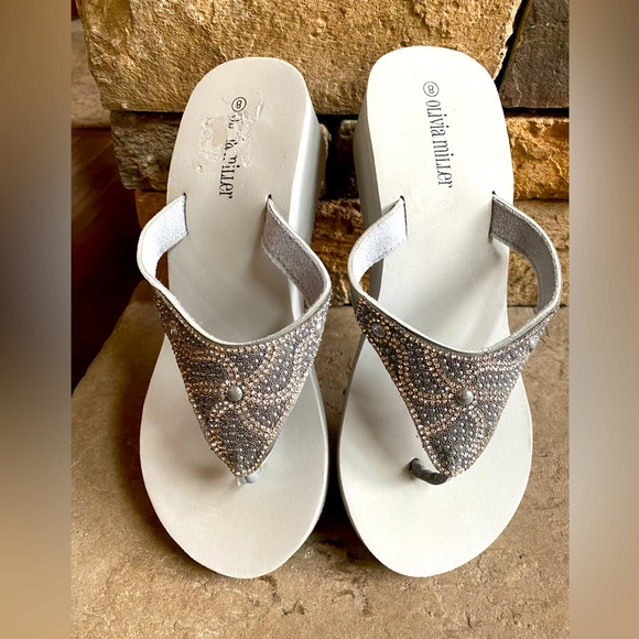 Olivia Miller Rhinestone Flip Flops - Picture 2 of 6